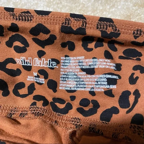 NWT Wild Fable Leopard Print Leggings M - Picture 3 of 4